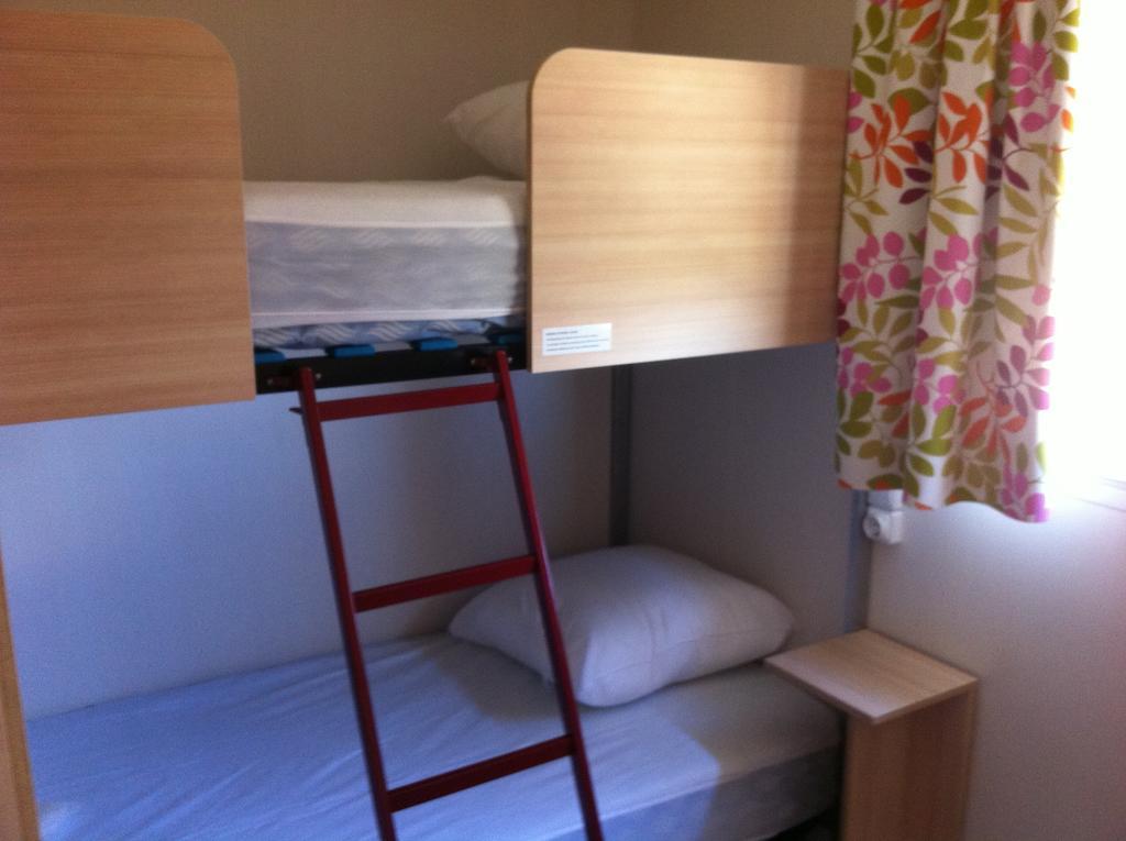 Team Holiday - Camping Mer Et Camargue Hotel Calvisson Bilik gambar